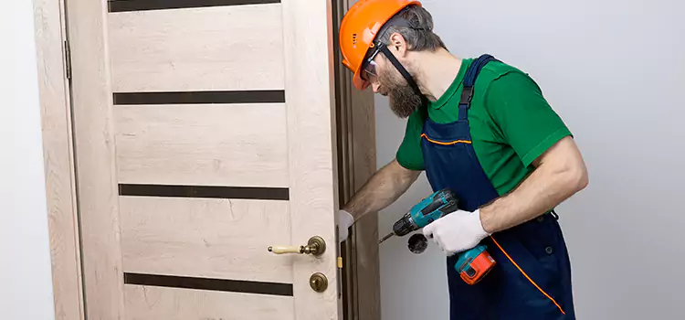 Replace Internal Door Handle with Lock Lynn